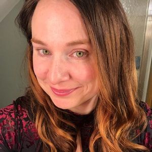 Meet your Posher, Carly